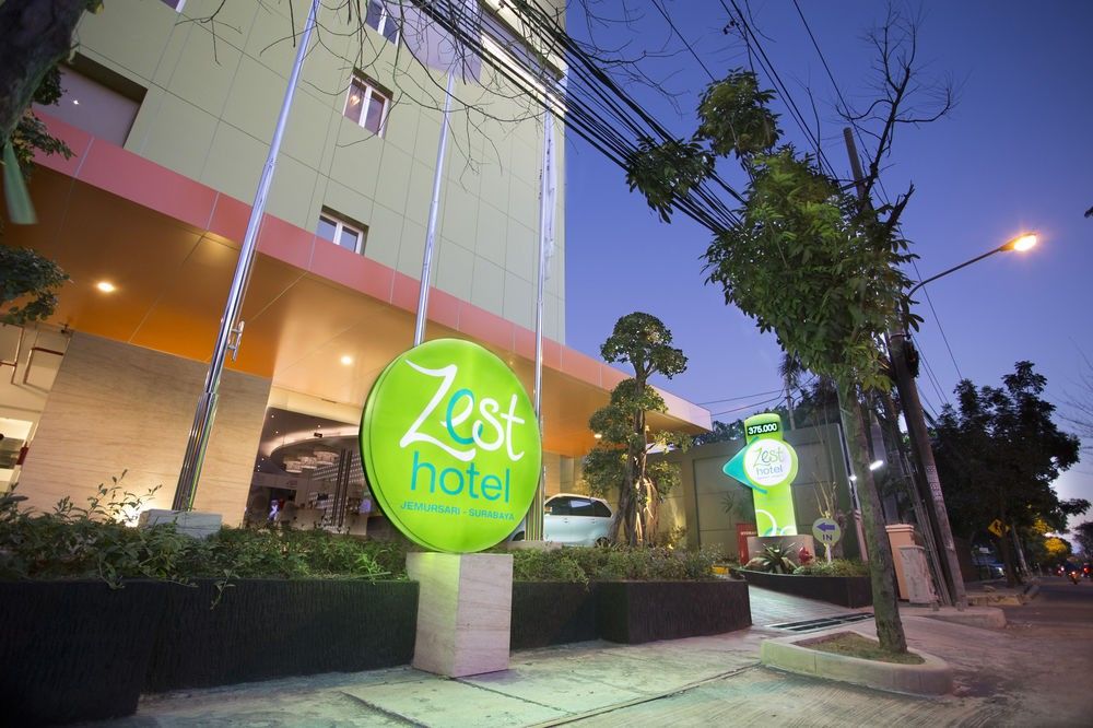 Yello Hotel Jemursari Surabaia Exterior foto
